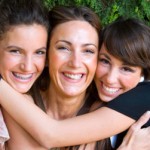 cr14 Mothers & daughters in Costa Rica